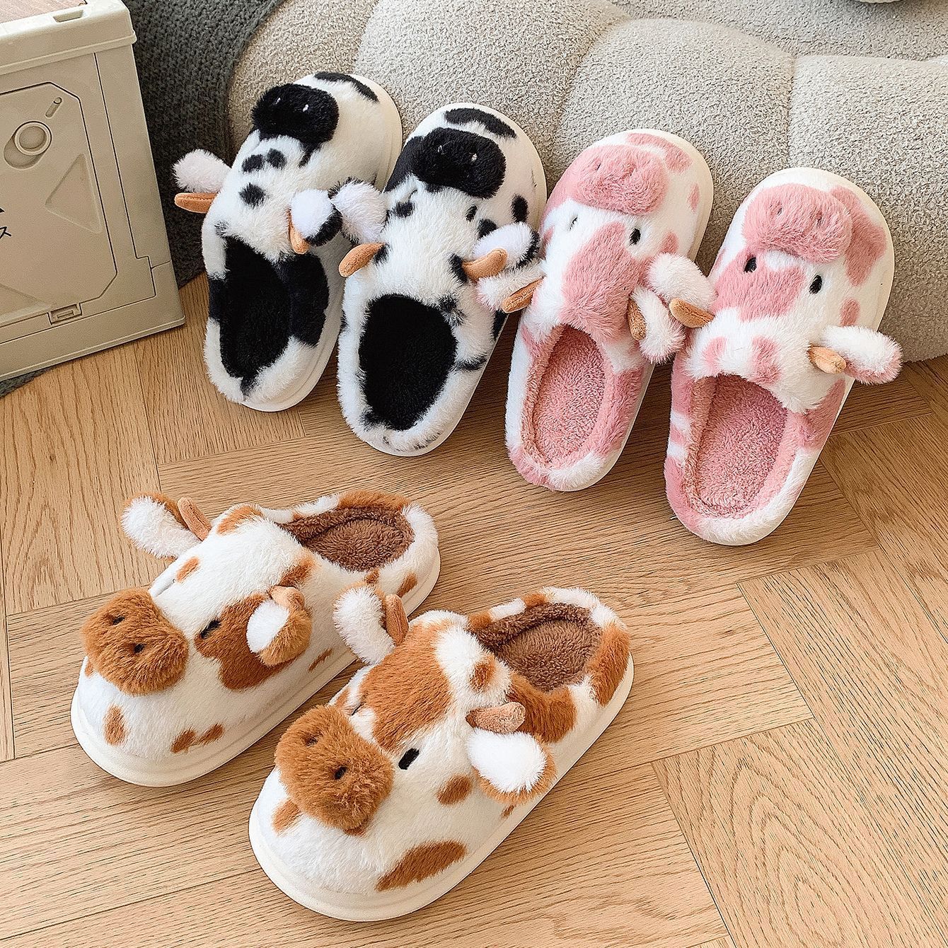 Baotou Spotted Cow Fur Slippers