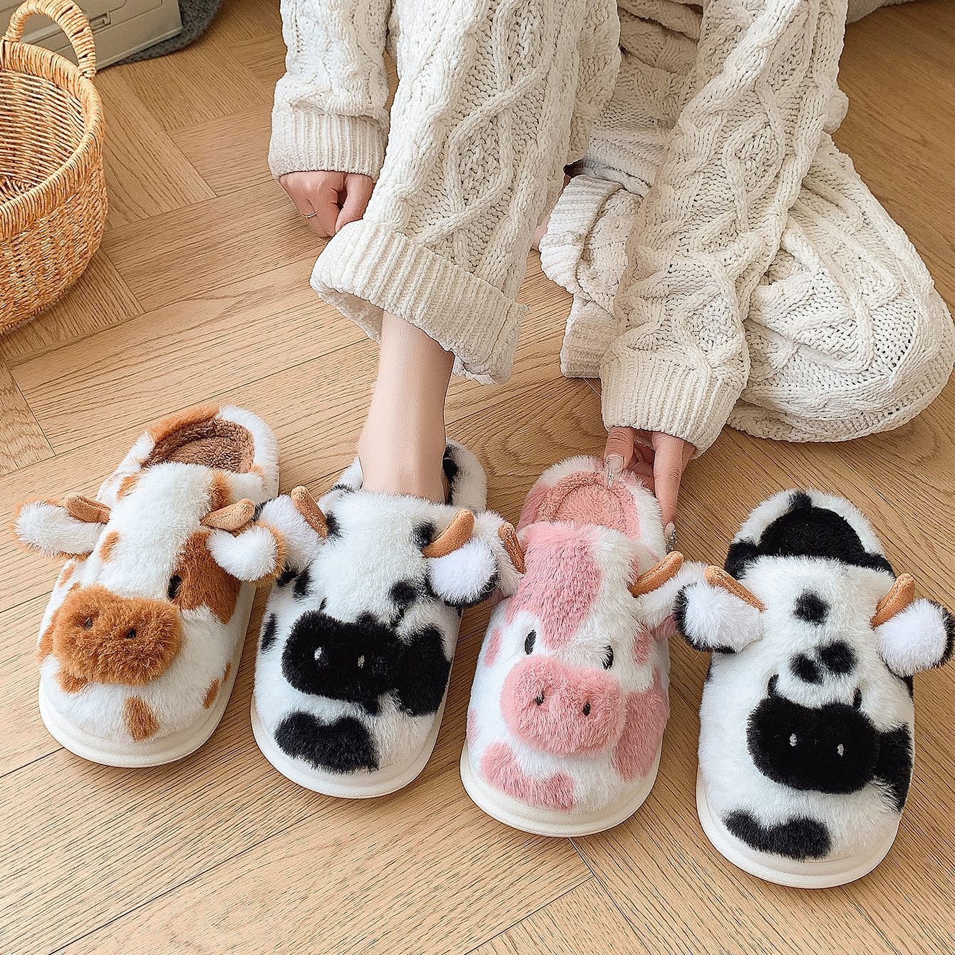 Baotou Spotted Cow Fur Slippers